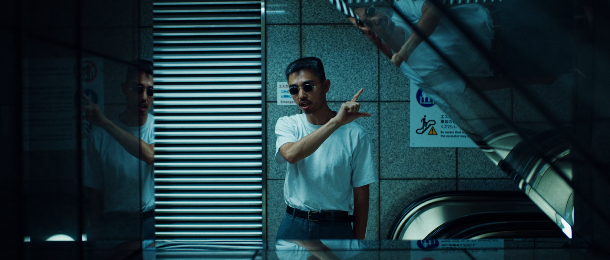 A screenshot of STUTS - Mirrors feat. SUMIN, Daichi Yamamoto & 鎮座DOPENESS (Official Music Video)